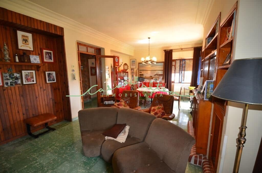 4 bedroom Villa for sale in Altea with pool - € 1,000,000 (Ref: 7721875)