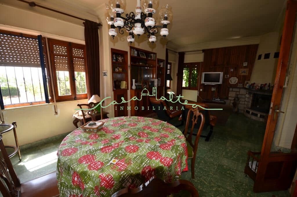 4 bedroom Villa for sale in Altea with pool - € 1,000,000 (Ref: 7721875)