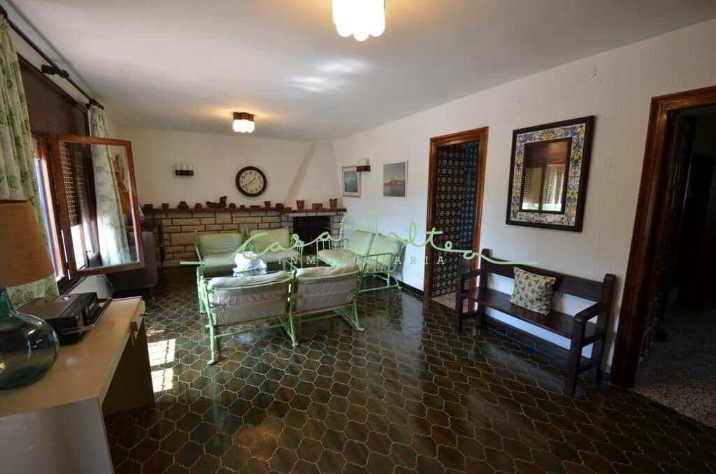 4 bedroom Villa for sale in Altea with pool - € 1,000,000 (Ref: 7721875)