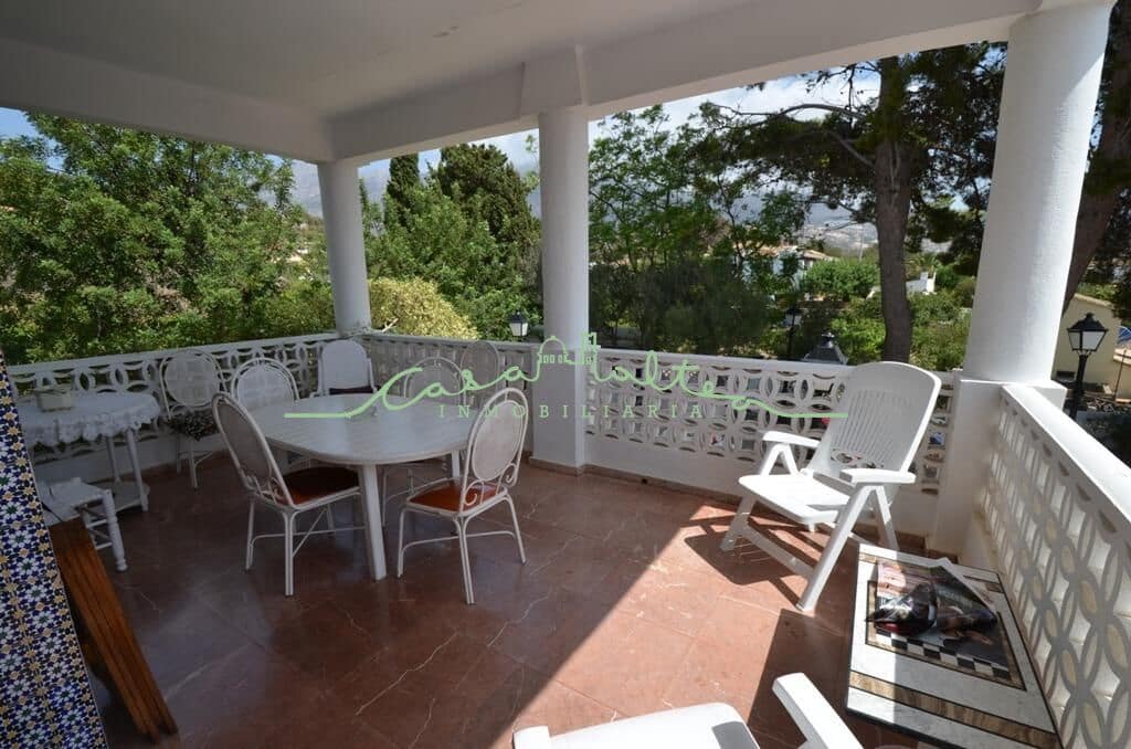 4 bedroom Villa for sale in Altea with pool - € 1,000,000 (Ref: 7721875)