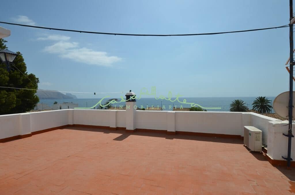 4 bedroom Villa for sale in Altea with pool - € 1,000,000 (Ref: 7721875)