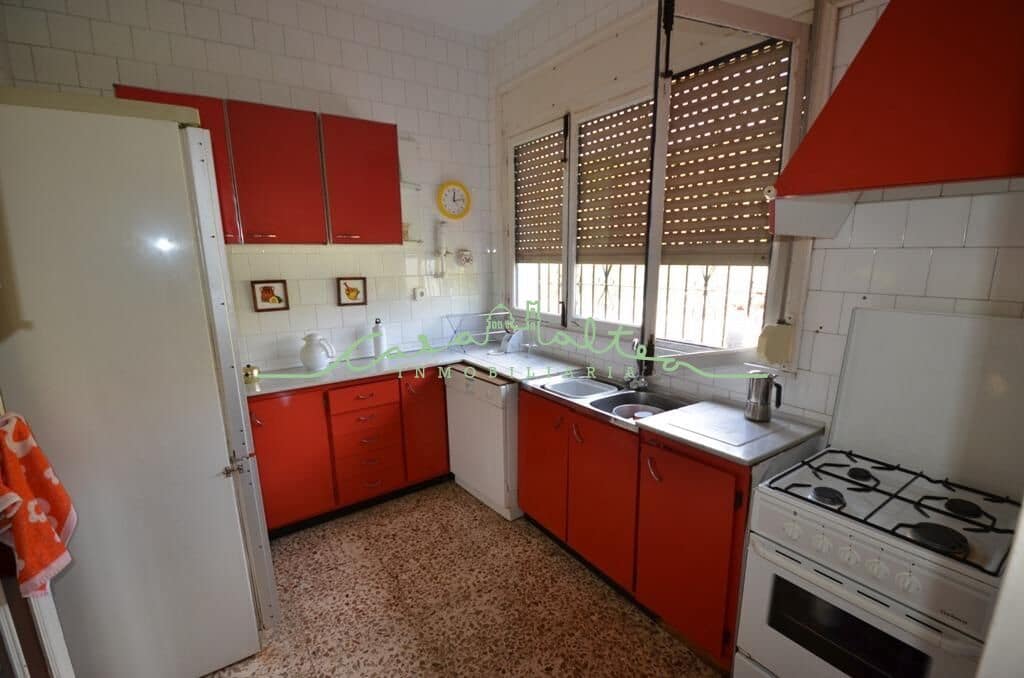 4 bedroom Villa for sale in Altea with pool - € 1,000,000 (Ref: 7721875)