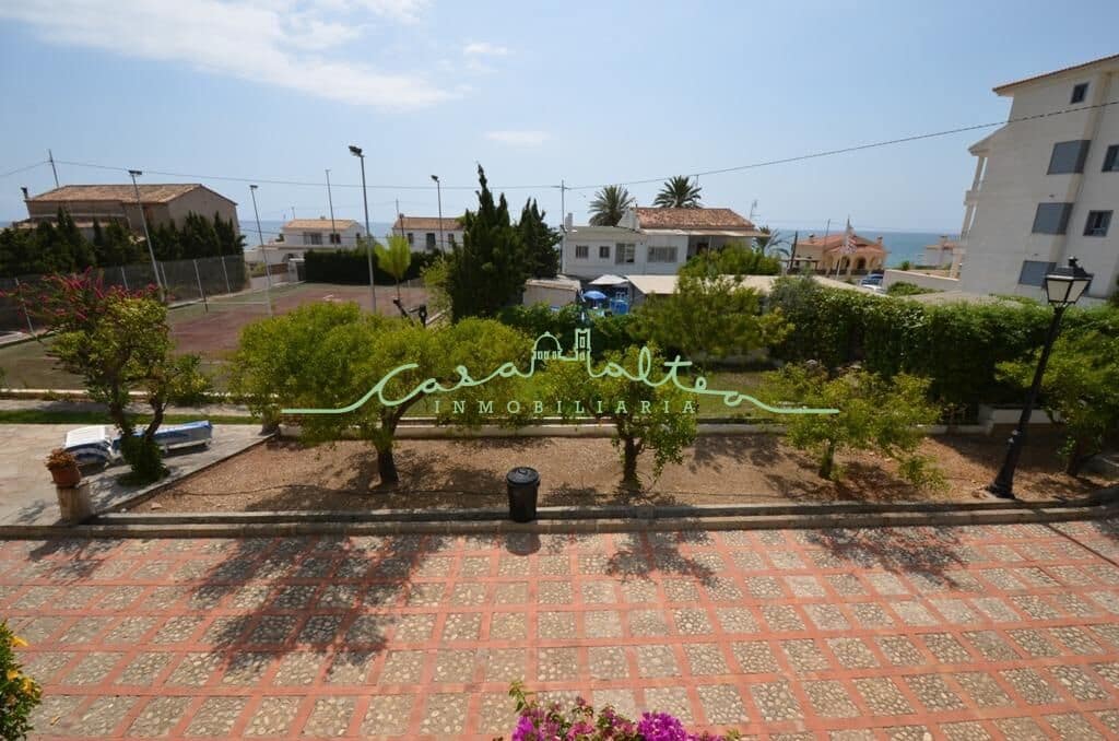 4 bedroom Villa for sale in Altea with pool - € 1,000,000 (Ref: 7721875)