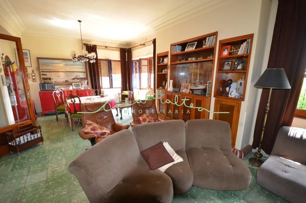 4 bedroom Villa for sale in Altea with pool - € 1,000,000 (Ref: 7721875)