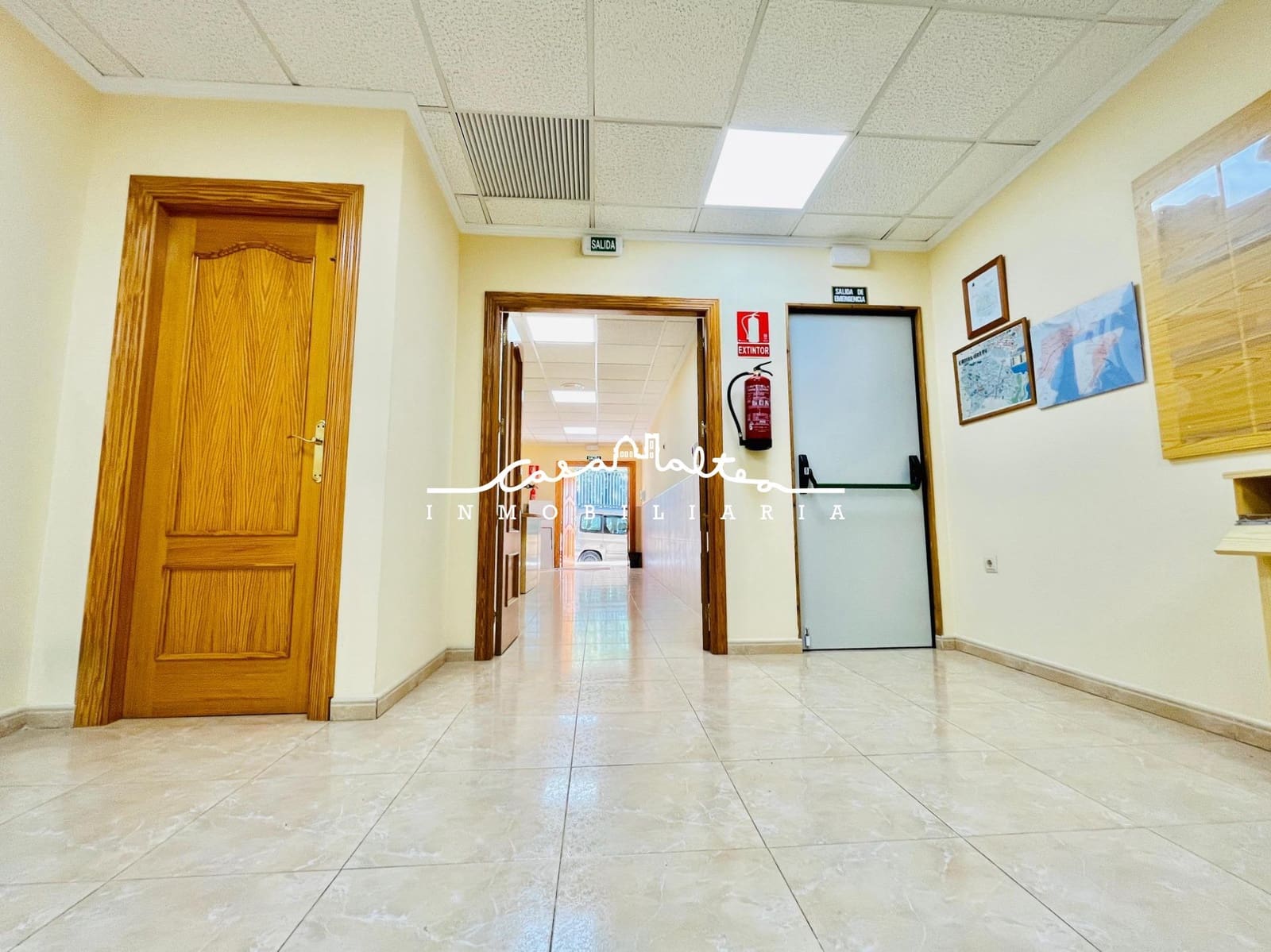 Commercial for sale in Altea - € 175,000 (Ref: 7992884)