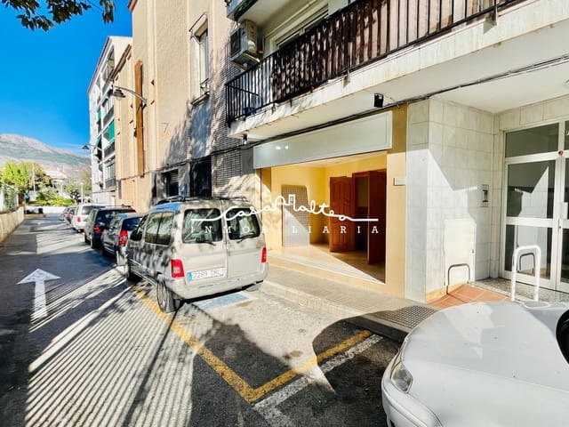 Commercial for sale in Altea - € 175,000 (Ref: 7992884)