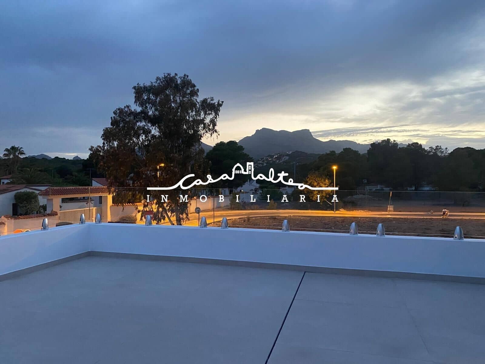 3 sovrum Villa till salu i La Nucia med pool - 1 175 000 € (Ref: 8020518)