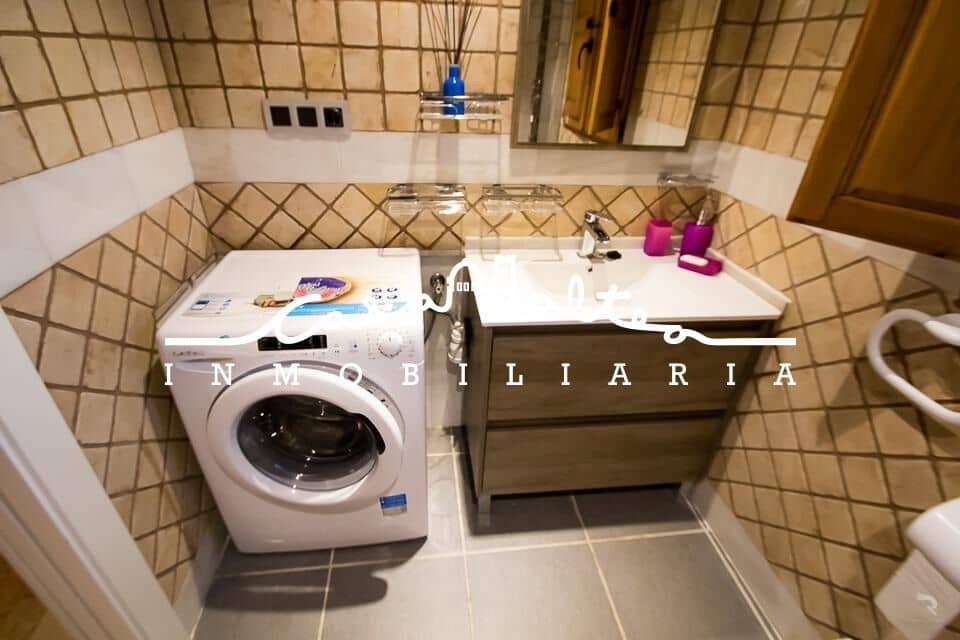 3 bedroom Villa for rent in Alfaz del Pi / L'Alfas del Pi with pool - € 2,500 (Ref: 8184033)