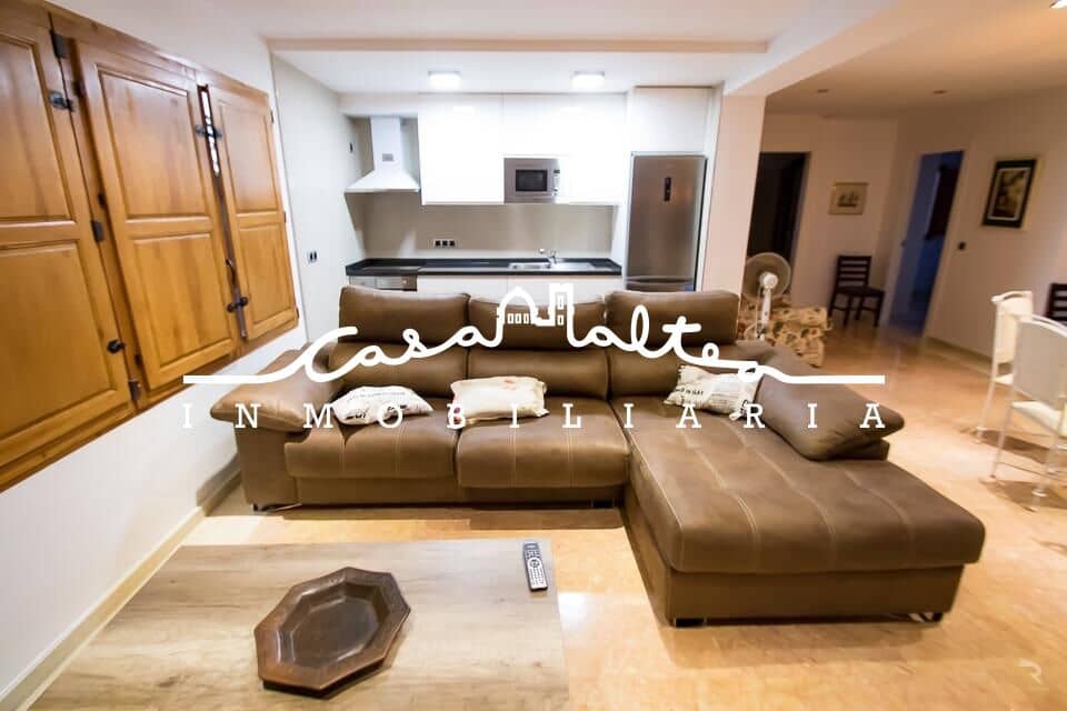 3 bedroom Villa for rent in Alfaz del Pi / L'Alfas del Pi with pool - € 2,500 (Ref: 8184033)