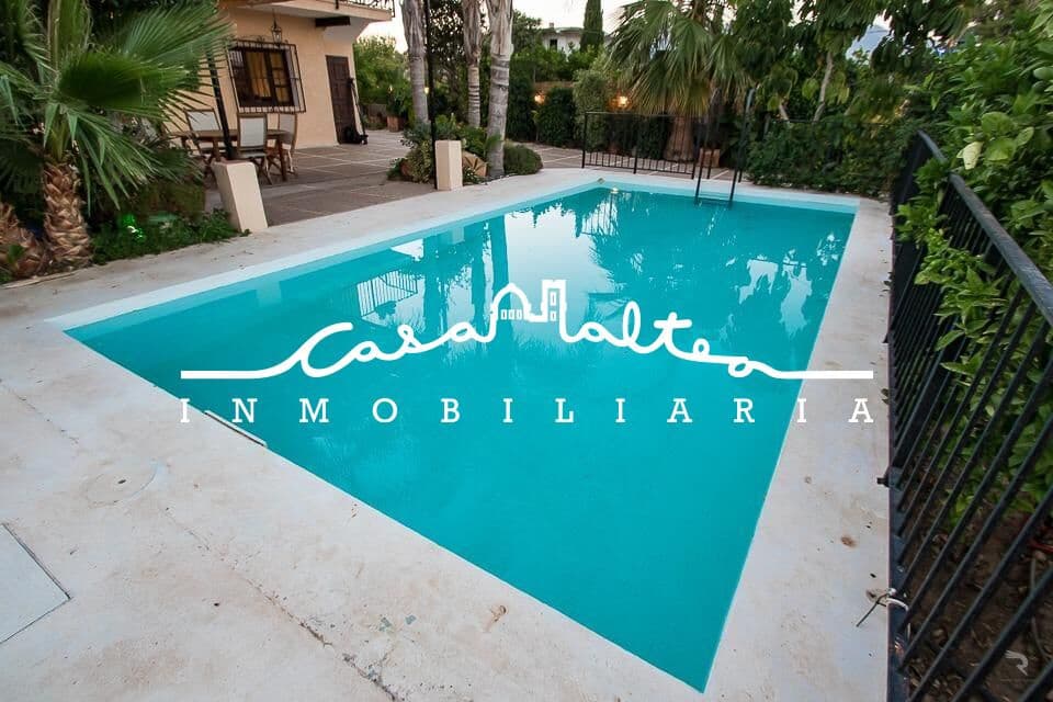 3 bedroom Villa for rent in Alfaz del Pi / L'Alfas del Pi with pool - € 2,500 (Ref: 8184033)