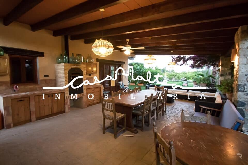 3 bedroom Villa for rent in Alfaz del Pi / L'Alfas del Pi with pool - € 2,500 (Ref: 8184033)