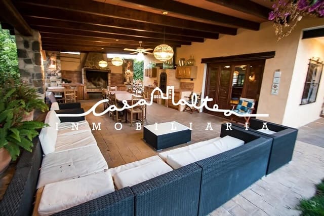 3 makuuhuone Huvila vuokrattavana paikassa Alfaz del Pi / L'Alfàs del Pi mukana uima-altaan - 2 500 € (Ref: 8184033)