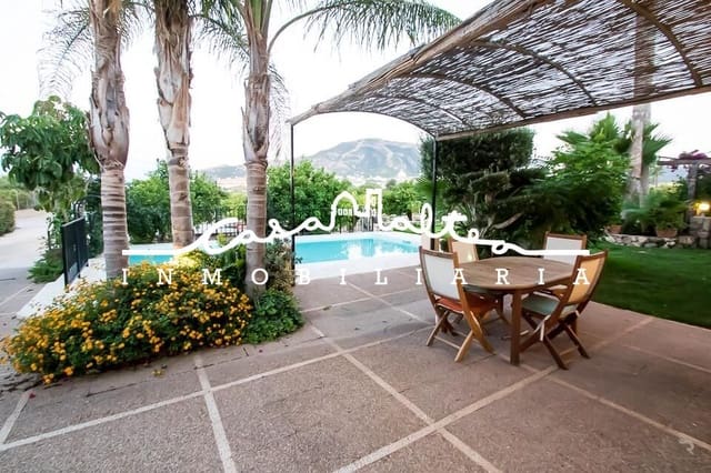 3 makuuhuone Huvila vuokrattavana paikassa Alfaz del Pi / L'Alfàs del Pi mukana uima-altaan - 2 500 € (Ref: 8184033)