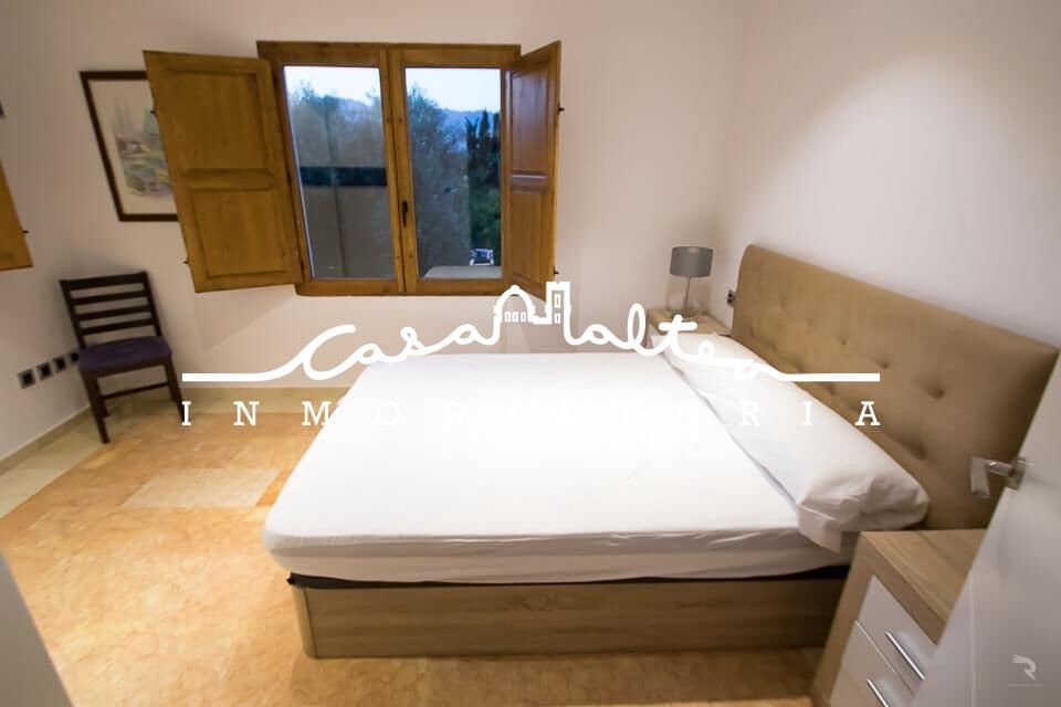 3 bedroom Villa for rent in Alfaz del Pi / L'Alfas del Pi with pool - € 2,500 (Ref: 8184033)