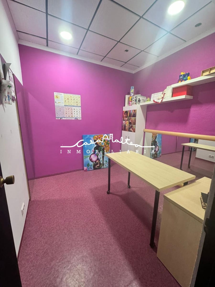 Erhverv til leje i Altea - € 700 (Ref: 8305525)