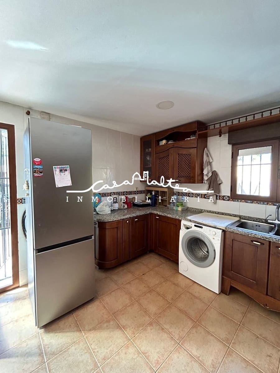 Chalet de 4 habitaciones en Albir en venta con piscina - 599.000 € (Ref: 8337941)