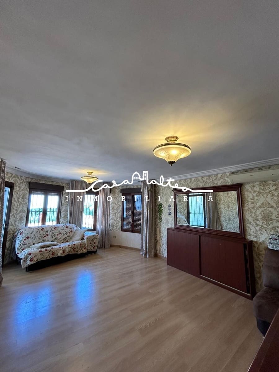 Chalet de 4 habitaciones en Albir en venta con piscina - 599.000 € (Ref: 8337941)