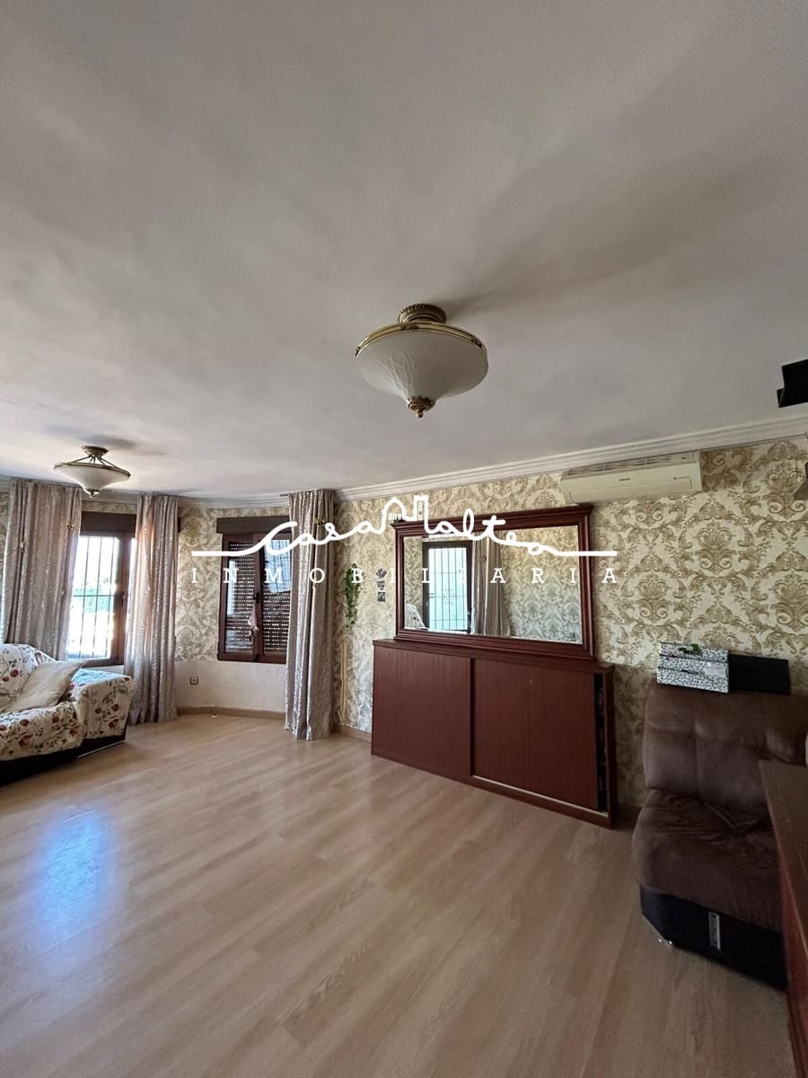 Chalet de 4 habitaciones en Albir en venta con piscina - 599.000 € (Ref: 8337941)