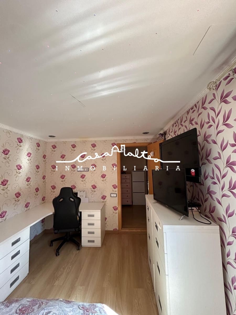 Chalet de 4 habitaciones en Albir en venta con piscina - 599.000 € (Ref: 8337941)