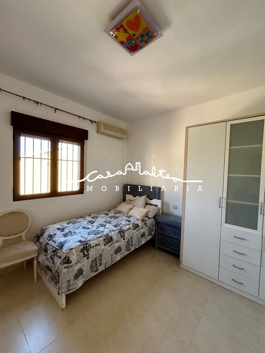 Chalet de 4 habitaciones en Albir en venta con piscina - 599.000 € (Ref: 8337941)