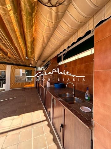 Chalet de 4 habitaciones en Albir, Alfaz del Pi / L'Alfàs del Pi en venta con piscina - 599.000 € (Ref: 8337941)