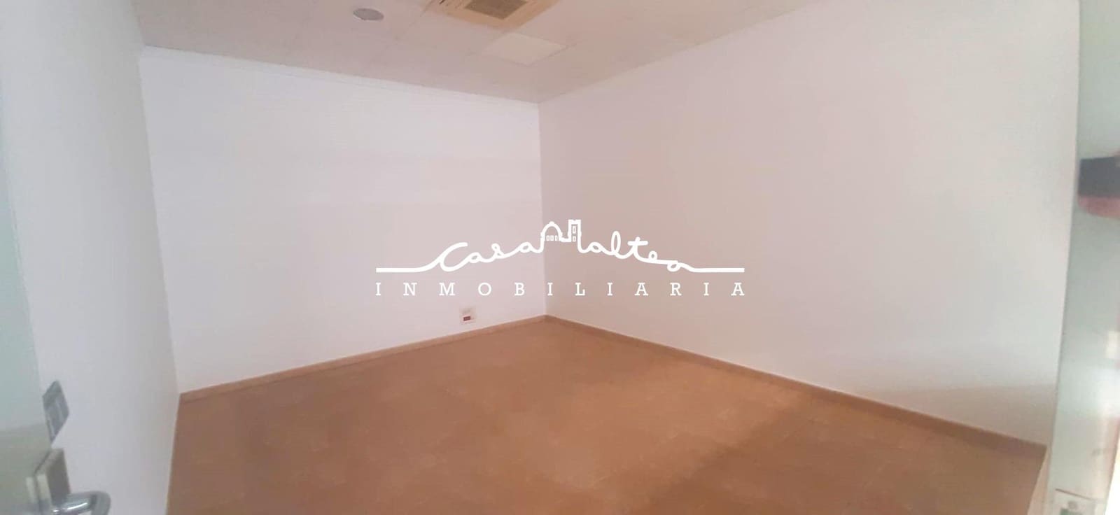 Commercieel te koop in La Nucia - € 150.000 (Ref: 8385071)