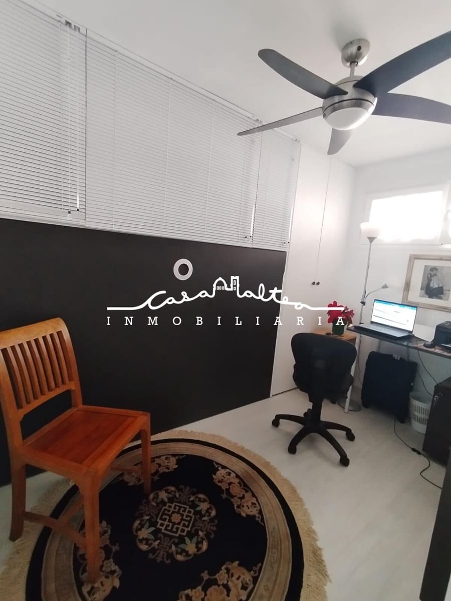 2 bedroom Flat for sale in Altea with garage - € 380,000 (Ref: 8405490)