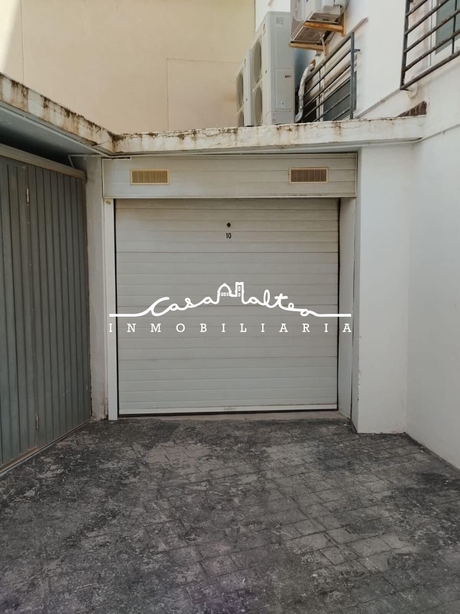 2 bedroom Flat for sale in Altea with garage - € 380,000 (Ref: 8405490)