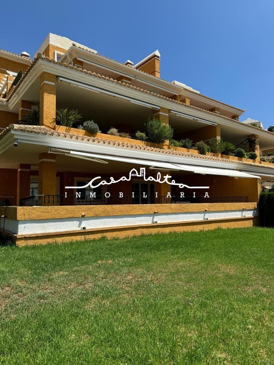 3 bedroom Flat for sale in Altea with pool garage - € 800,000 (Ref: 8508835)