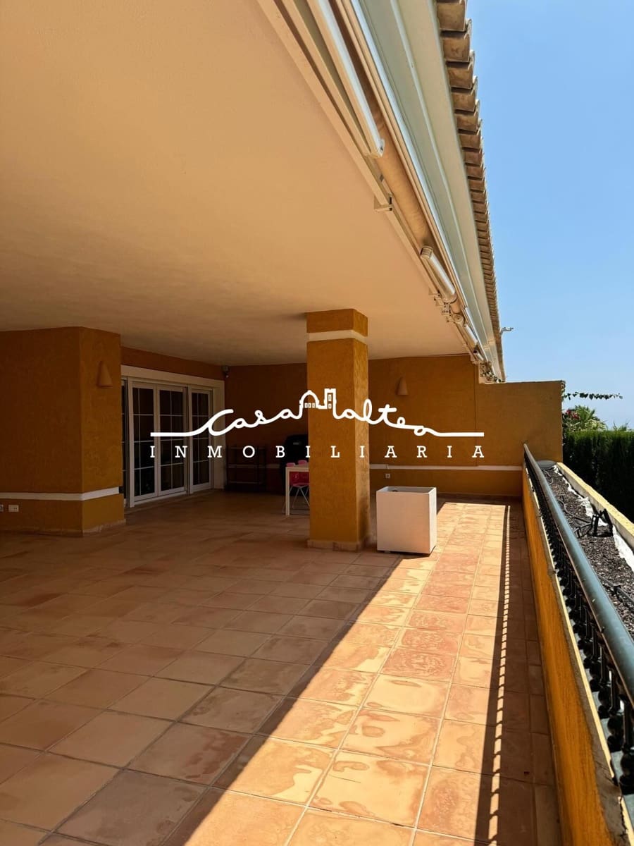 3 bedroom Flat for sale in Altea with pool garage - € 800,000 (Ref: 8508835)