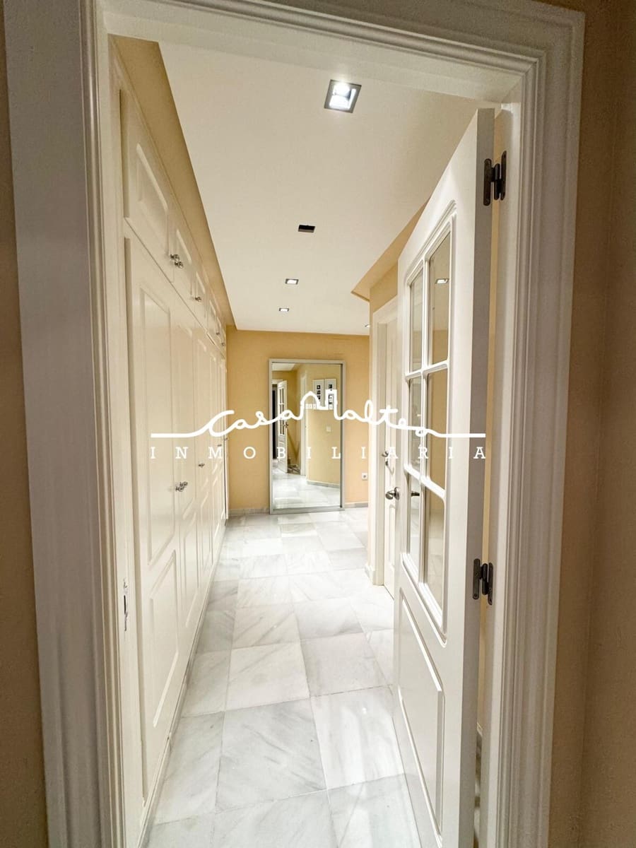 3 bedroom Flat for sale in Altea with pool garage - € 800,000 (Ref: 8508835)