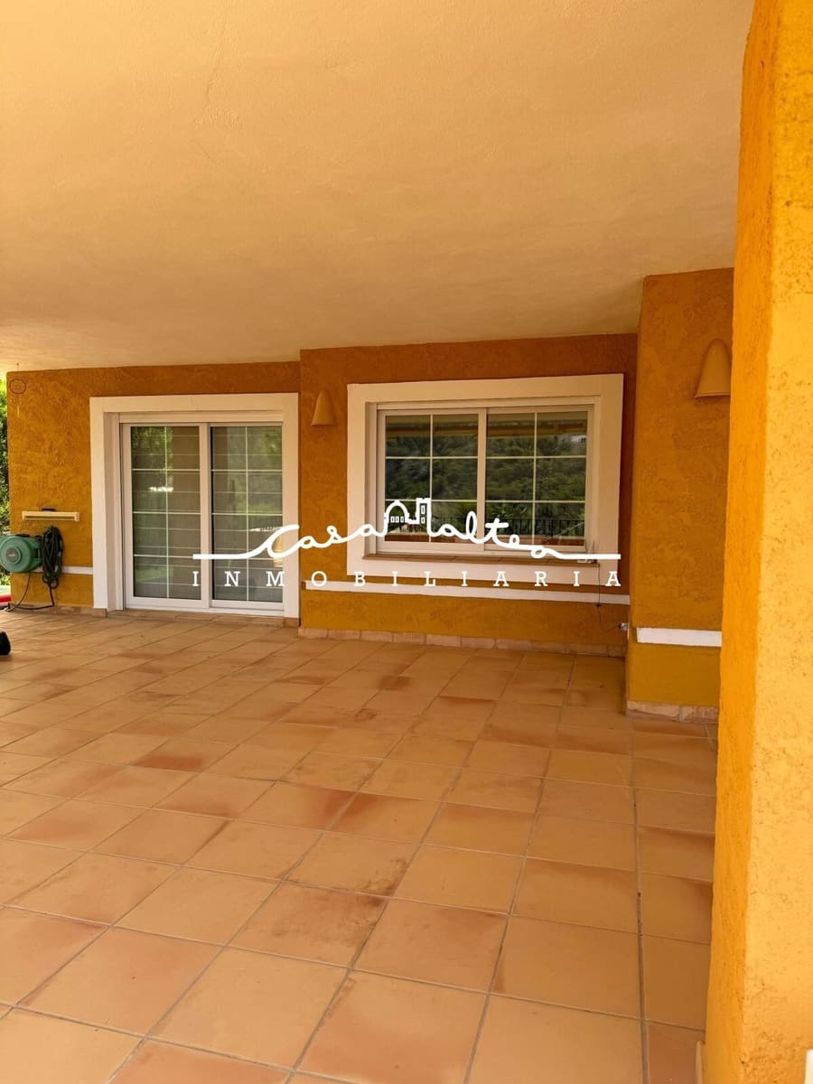 3 bedroom Flat for sale in Altea with pool garage - € 800,000 (Ref: 8508835)