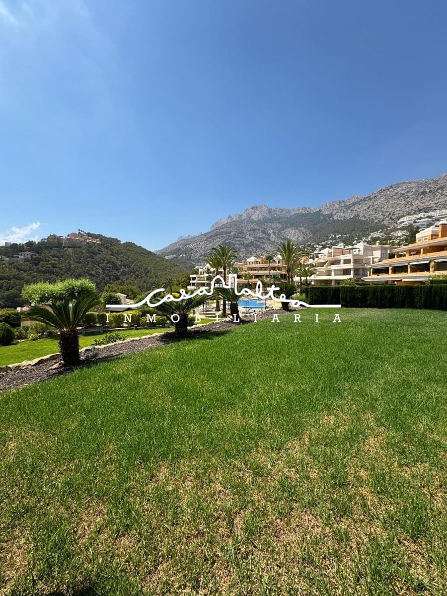 3 bedroom Flat for sale in Altea with pool garage - € 800,000 (Ref: 8508835)