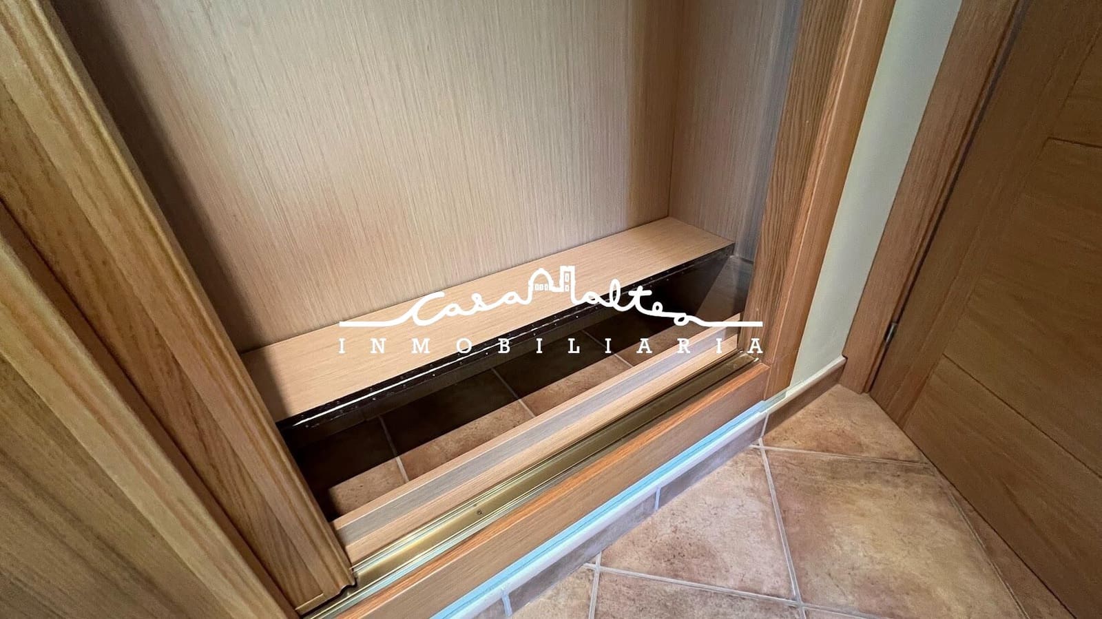 6 bedroom Villa for sale in La Nucia with pool - € 730,000 (Ref: 8534032)