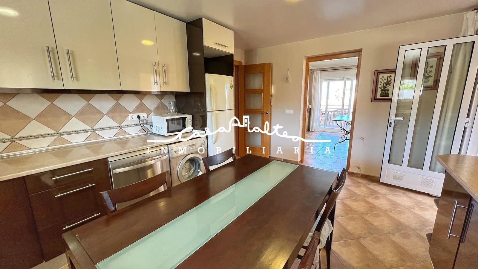 6 bedroom Villa for sale in La Nucia with pool - € 730,000 (Ref: 8534032)