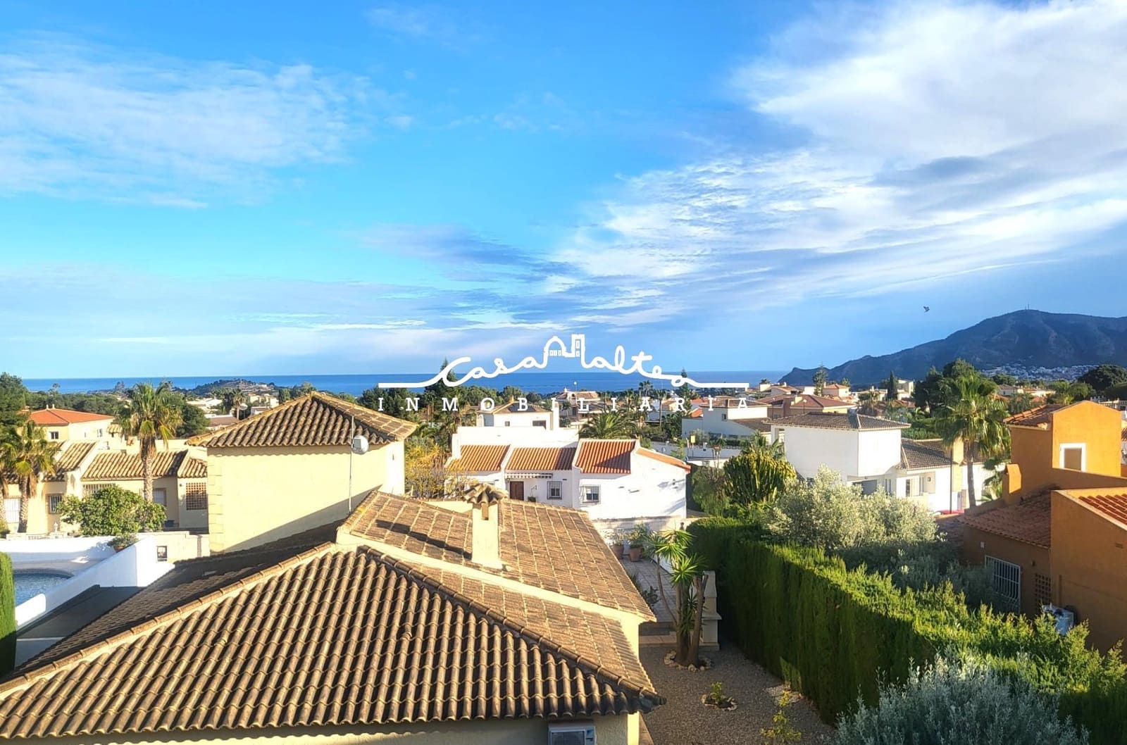 6 bedroom Villa for sale in La Nucia with pool - € 730,000 (Ref: 8534032)