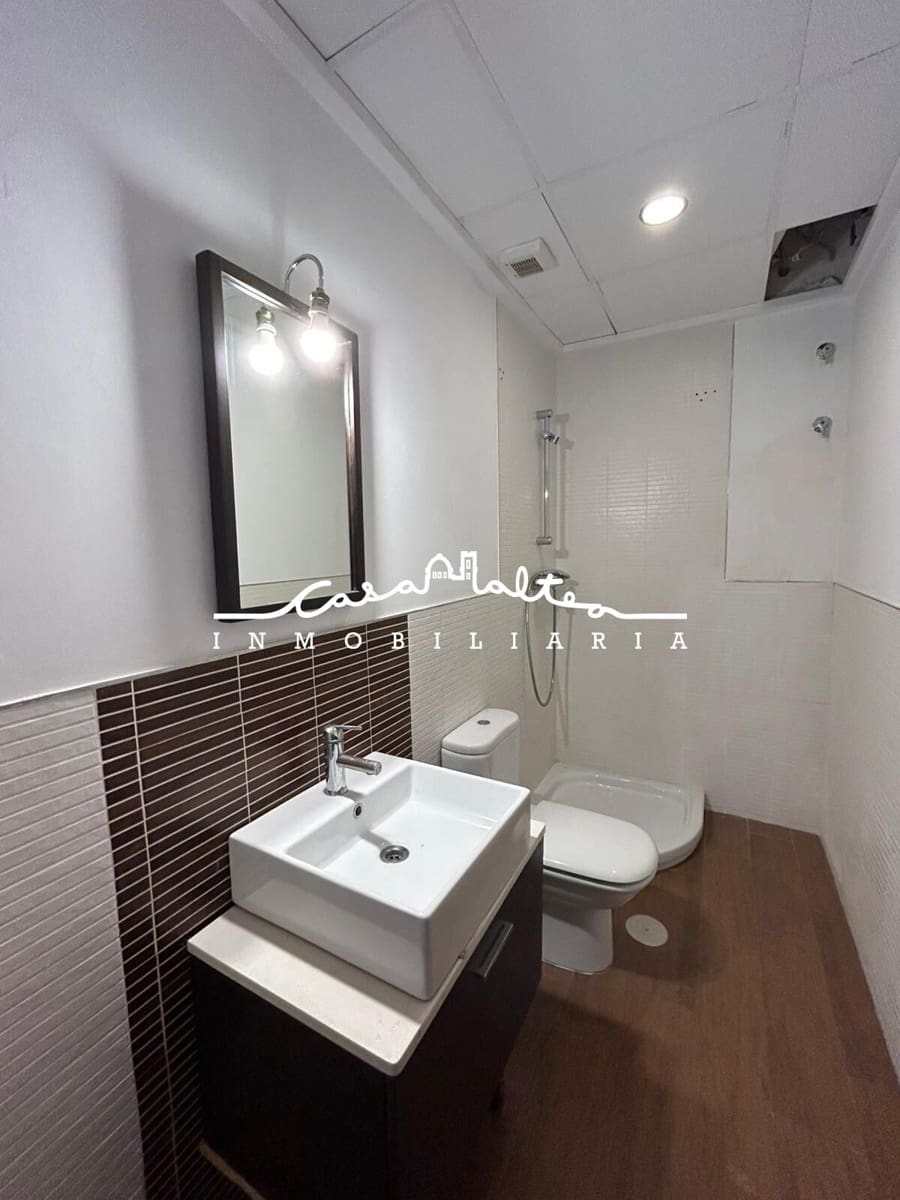 Commercial for sale in Altea - € 420,000 (Ref: 8599555)