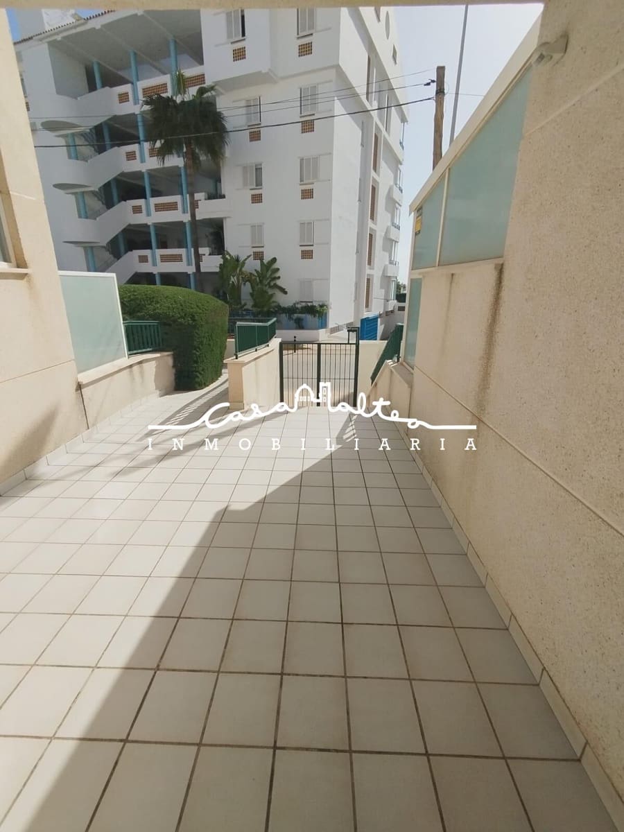 2 bedroom Penthouse for rent in Altea with pool garage - € 1,500 (Ref: 8615429)