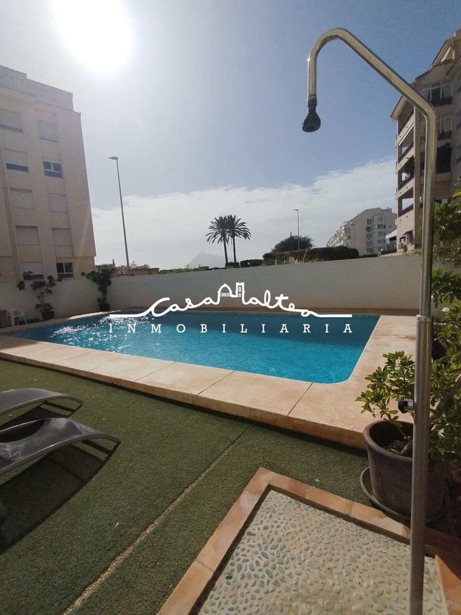 2 bedroom Penthouse for rent in Altea with pool garage - € 1,500 (Ref: 8615429)