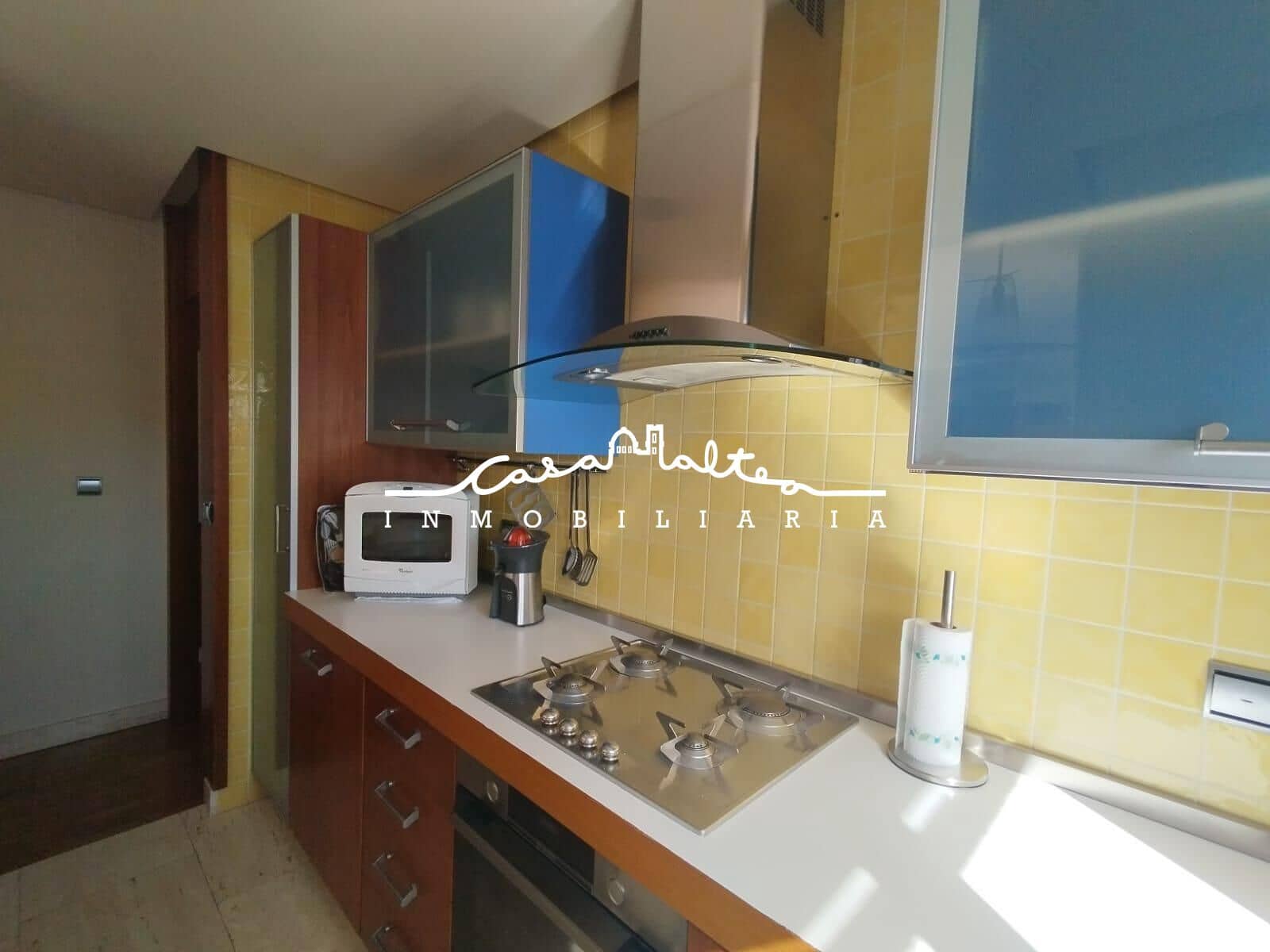 2 bedroom Penthouse for rent in Altea with pool garage - € 1,500 (Ref: 8615429)