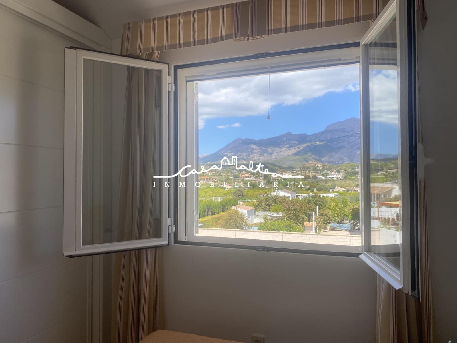 3 bedroom Apartment for sale in Altea with pool garage - € 485,000 (Ref: 8615430)