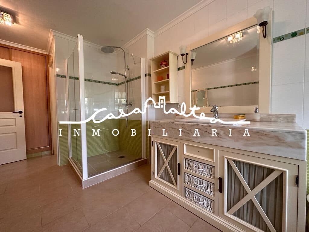 5 chambre Villa/Maison à vendre à Altea la Vella avec piscine garage - 899 000 € (Ref: 8641173)