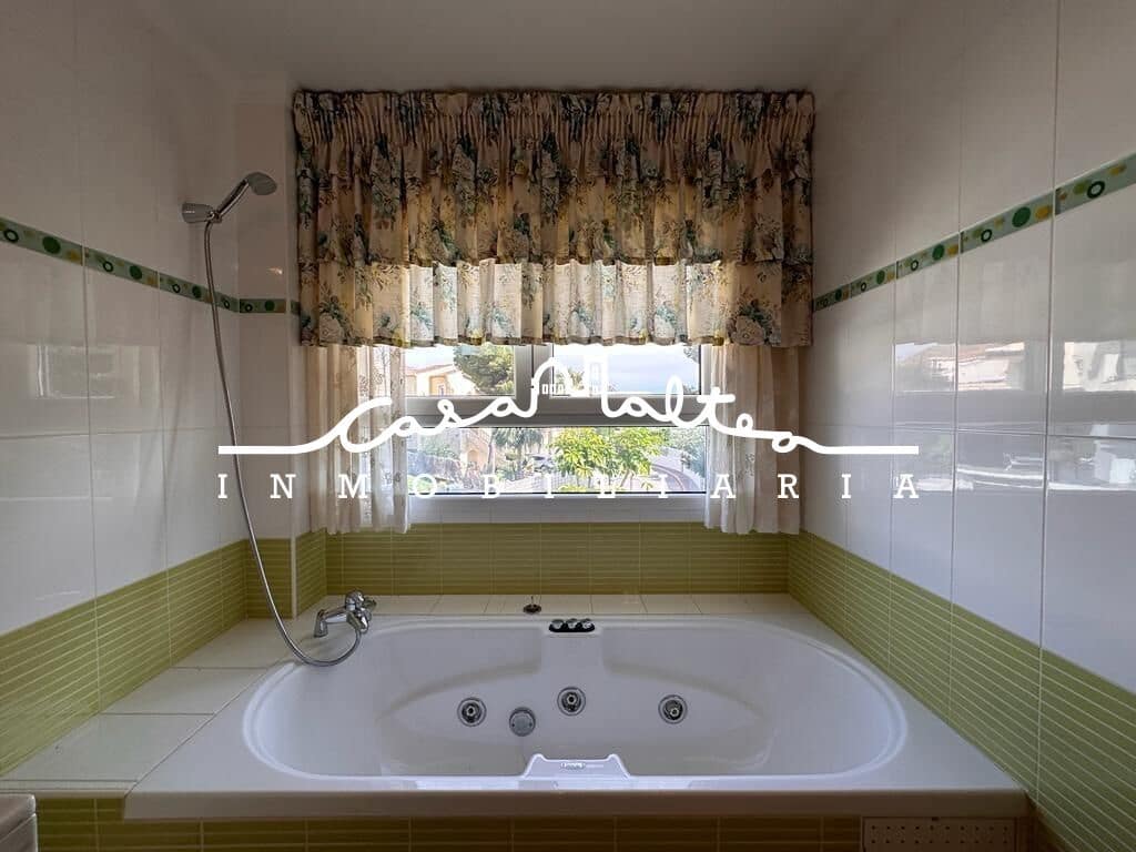 5 chambre Villa/Maison à vendre à Altea la Vella avec piscine garage - 899 000 € (Ref: 8641173)