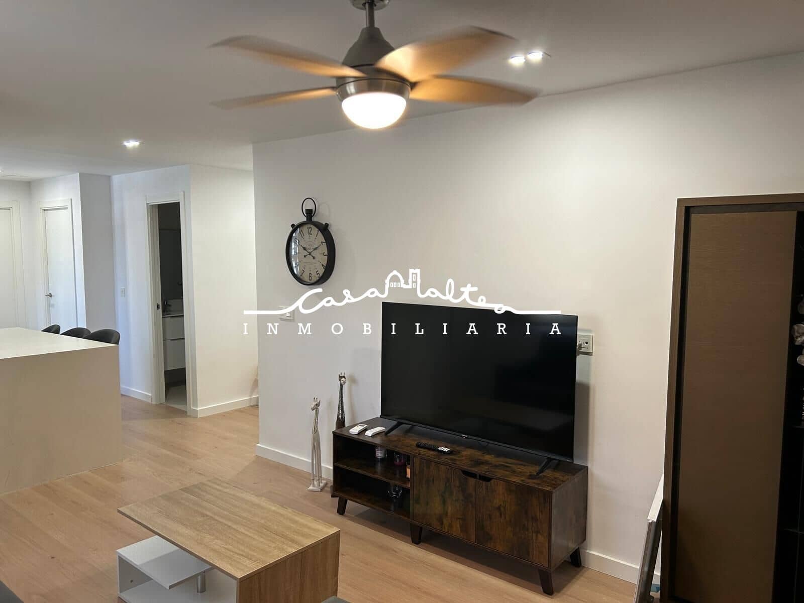 2 bedroom Apartment for sale in Benidorm - € 263,000 (Ref: 8641174)