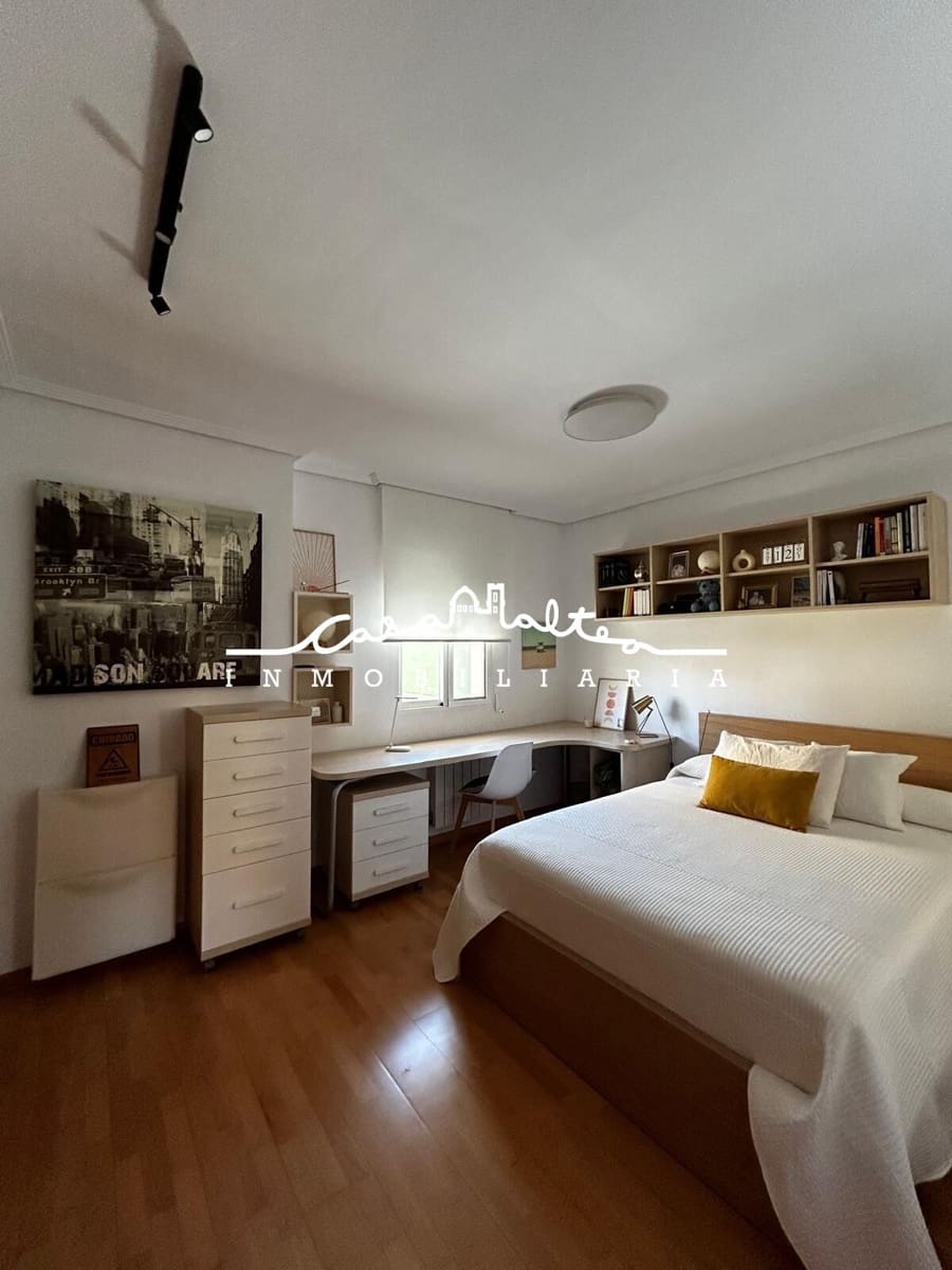 4 chambre Villa/Maison à vendre à Benidorm avec piscine - 800 000 € (Ref: 8652789)