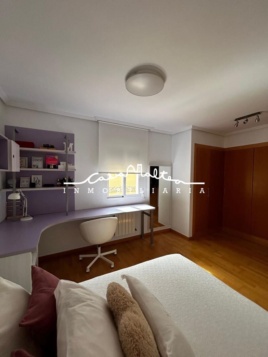 4 chambre Villa/Maison à vendre à Benidorm avec piscine - 800 000 € (Ref: 8652789)