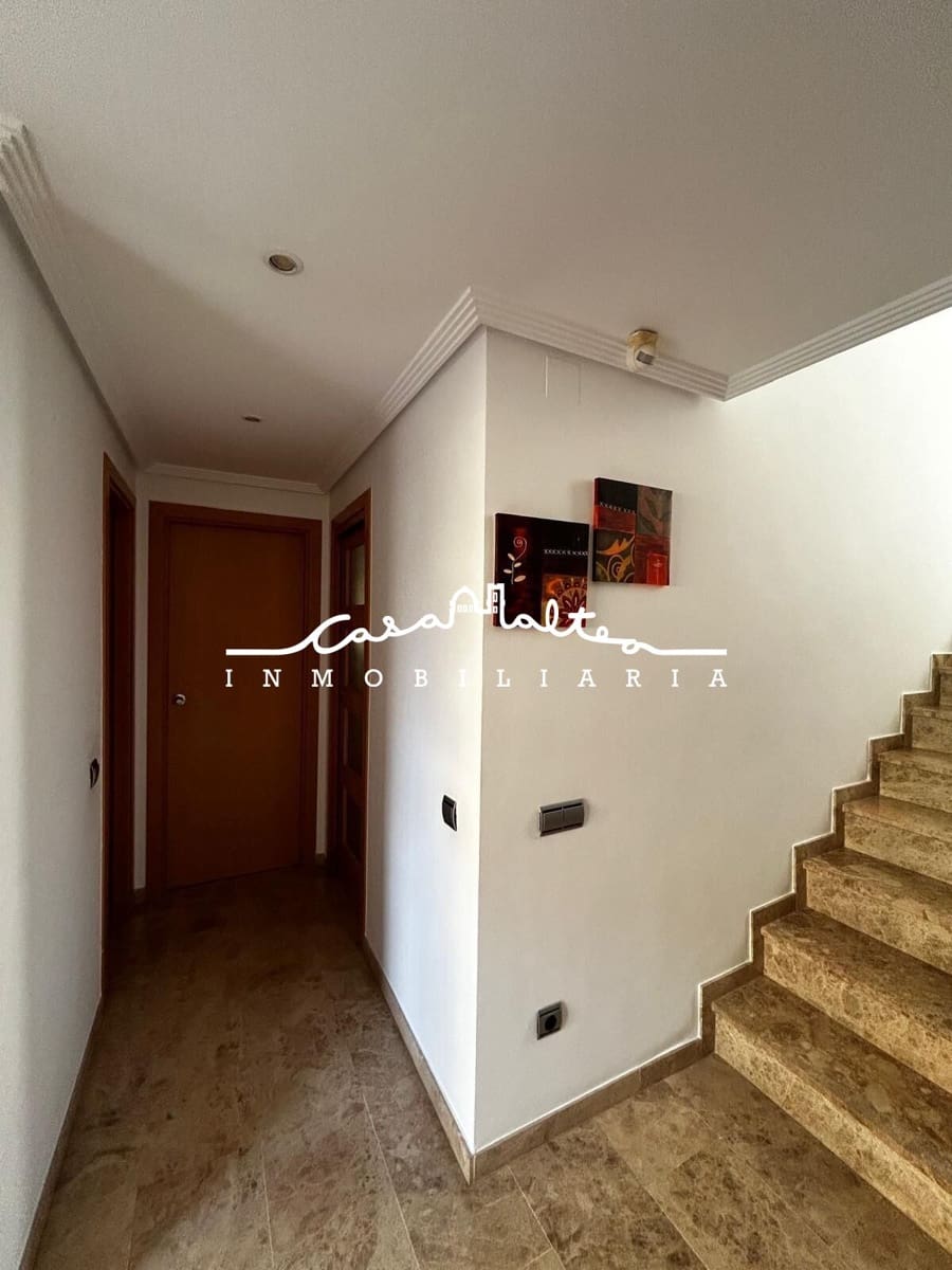 4 chambre Villa/Maison à vendre à Benidorm avec piscine - 800 000 € (Ref: 8652789)