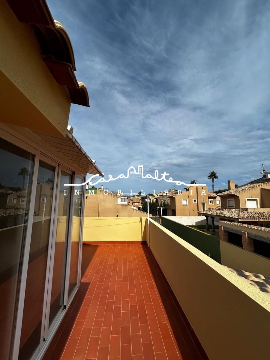 4 soveværelse Villa til salg i Benidorm med swimmingpool - € 800.000 (Ref: 8652789)