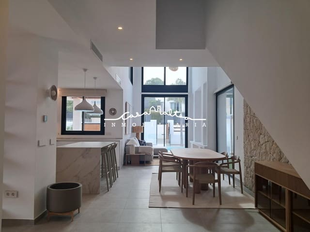 4 bedroom Villa for sale in Albir, Alfaz del Pi / L'Alfàs del Pi with pool - € 875,000 (Ref: 8679858)