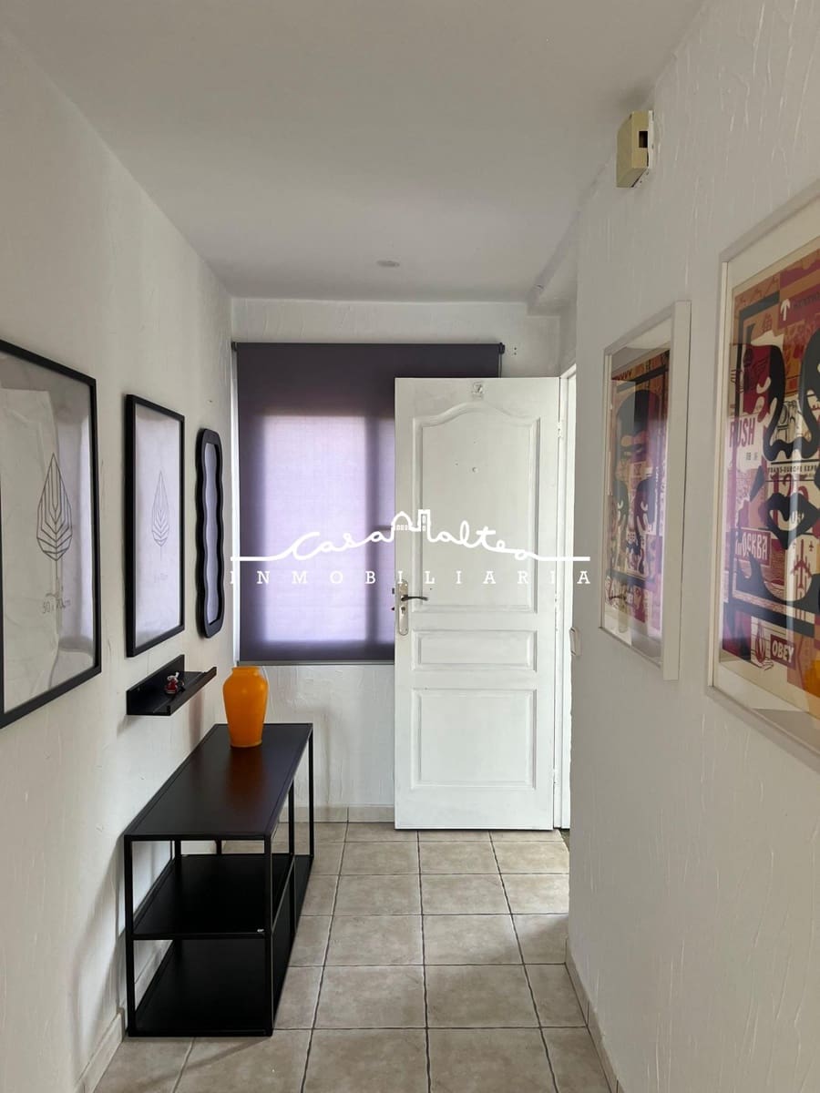 5 bedroom Villa for sale in La Nucia with pool - € 1,300,000 (Ref: 8687798)